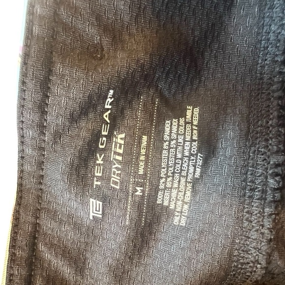 Women's Tek Gear DryTek Workout Capri's M (8-10) Black - Picture 6 of 6
